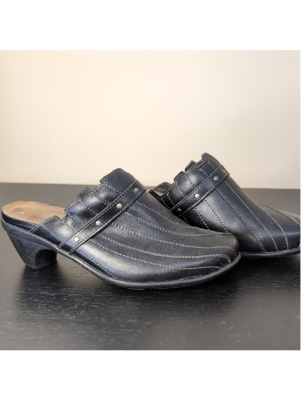 Naot Black Leather Clogs Size 35